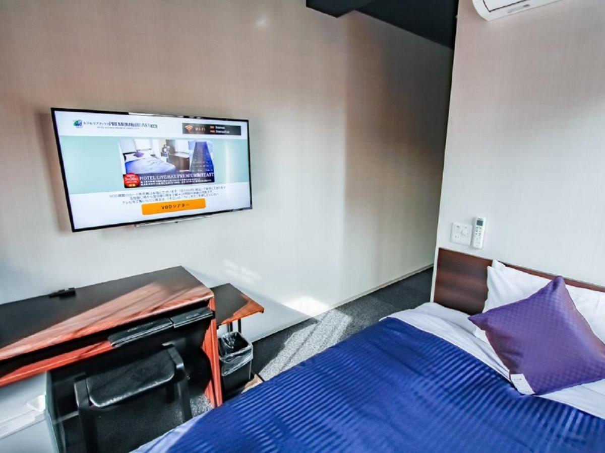 Hotel Livemax Premium Umeda East Осака Екстериор снимка